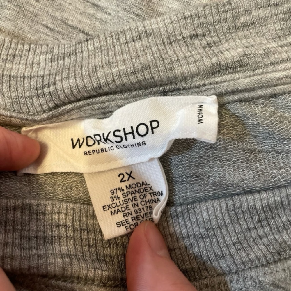 Workshop Republic Clothing Top - Picture 3 of 3